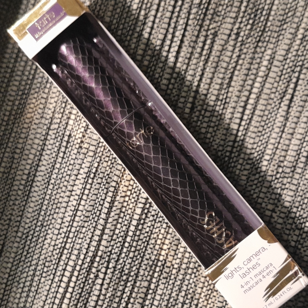 FULL SIZE TARTE LIGHTS CAMERA LASHES 4 IN 1 MASCARA